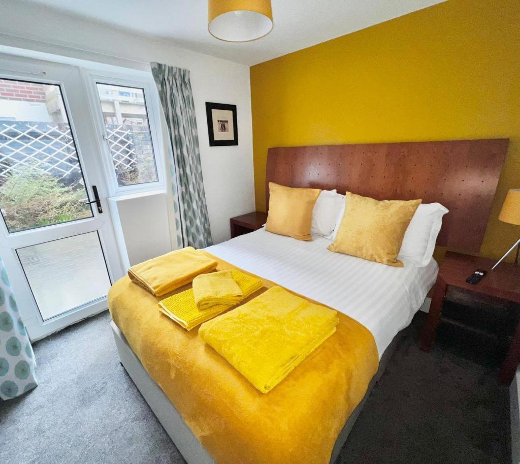 Blue Star House Hotel Portsmouth Ngoại thất bức ảnh